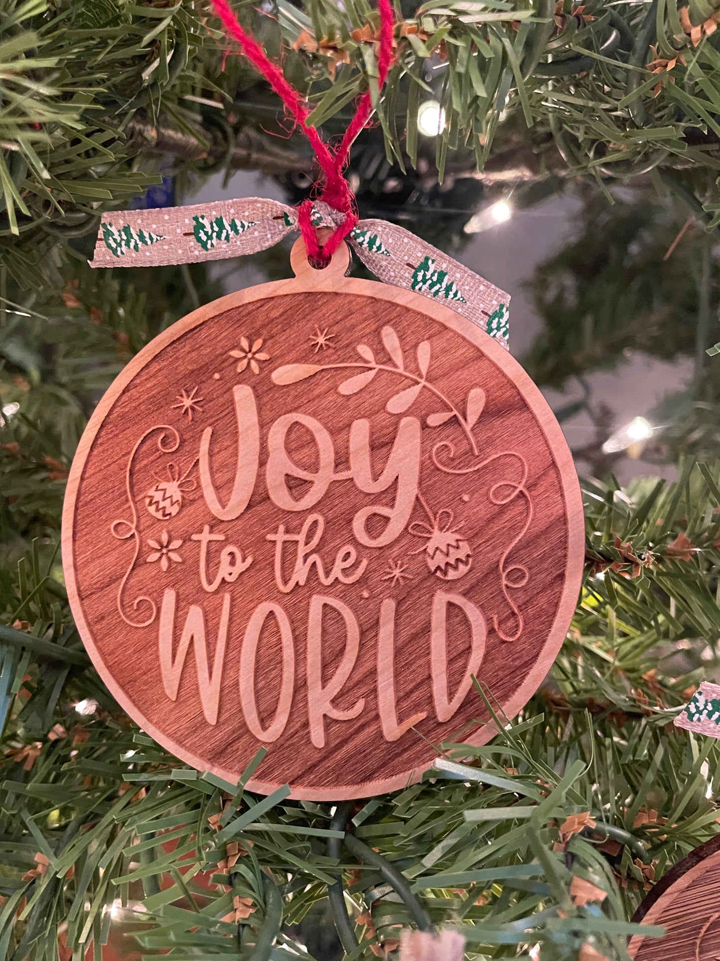 Cherrywood Natural Ornament Set